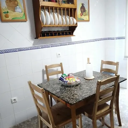 La Costurera * וחר דה לה פרונטרה